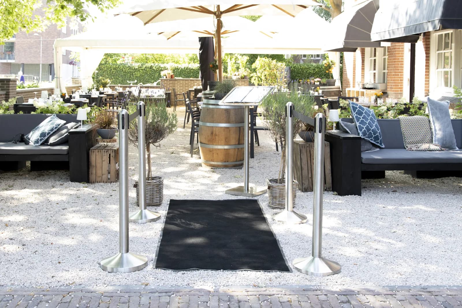 Socle poteau de guidage rétractable chromé — Securit®