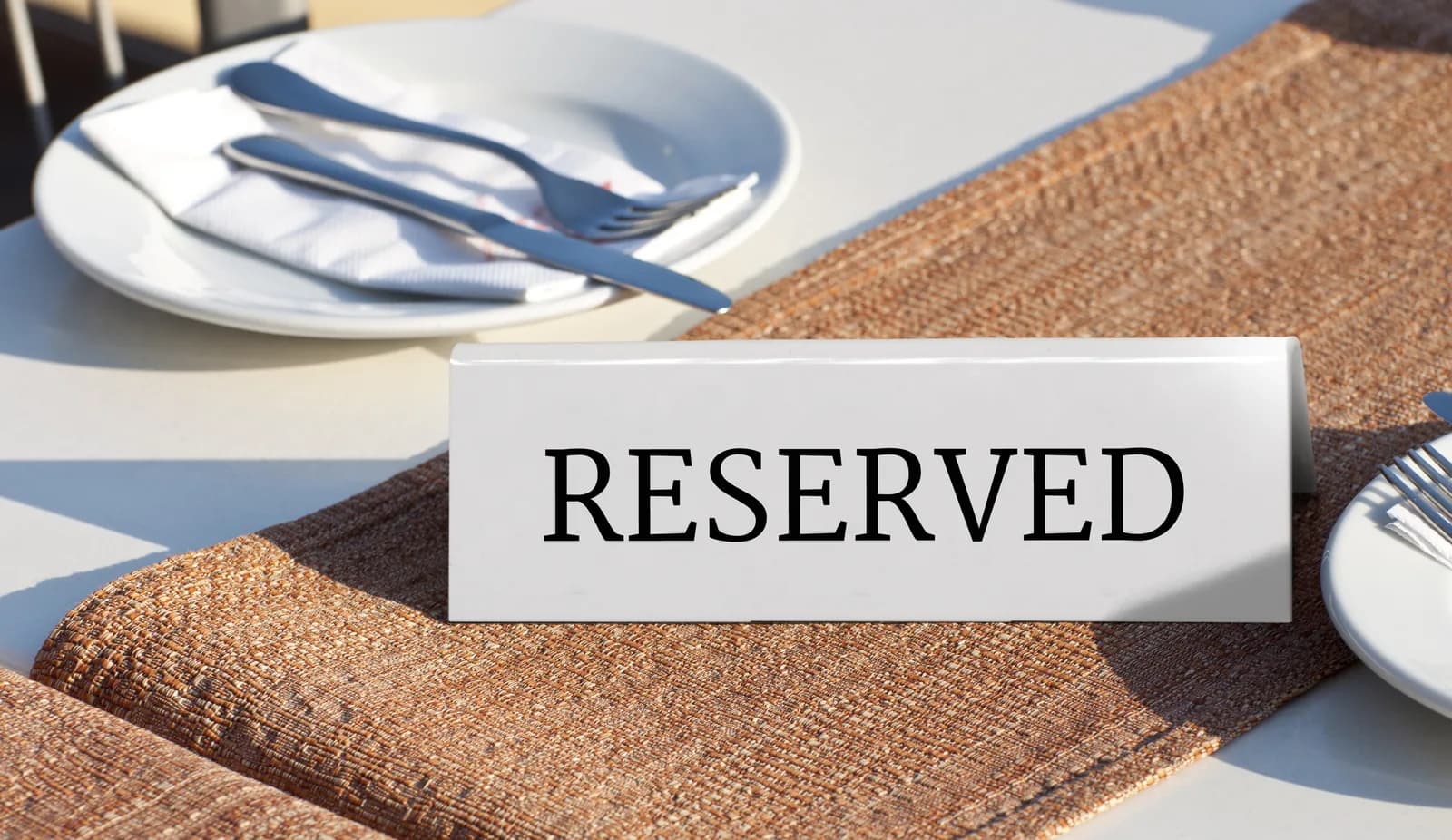 Chevalet « Reserved » - Signalétique restaurant — Securit®